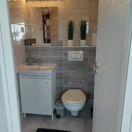 Roberta Apartman2 * Siofok